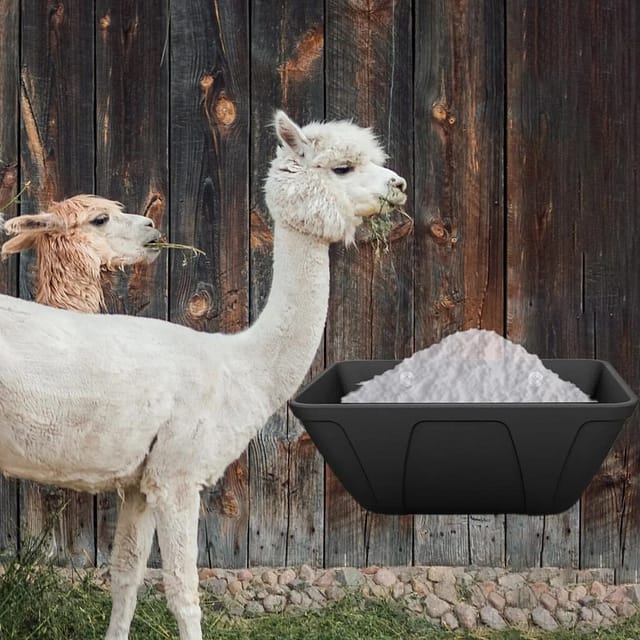mozoba Hanging Chicken Feeder Trough for Goat Sheep Deer Poultry Duck Chicken Fence Feeder Livestock Feeding Container Goats Supplies Feeders Waterer Bucket